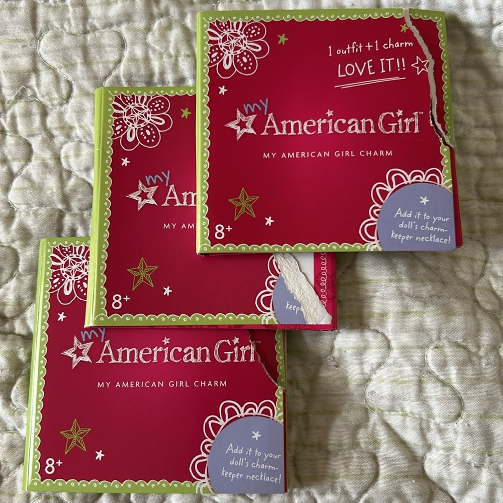 American Girl Charm Keepers Doll Charms for Doll Lot of‎ 3 Confident Brave Real